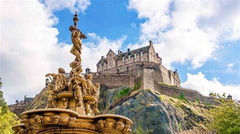 ¡Sumérgete en la Historia y el Arte con el Castillo de Edimburgo!