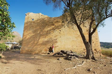 El Templo de Yeha: Una joya arquitectónica pre-cristiana escondida en Aksum